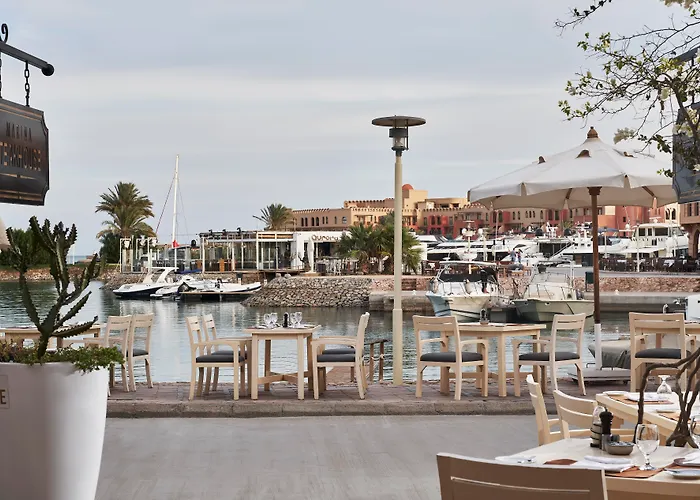 Captain\'S Inn Hotel